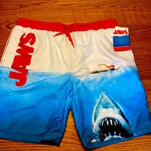 Men’s Swim trunks NWT Jaws the movie motif XL
